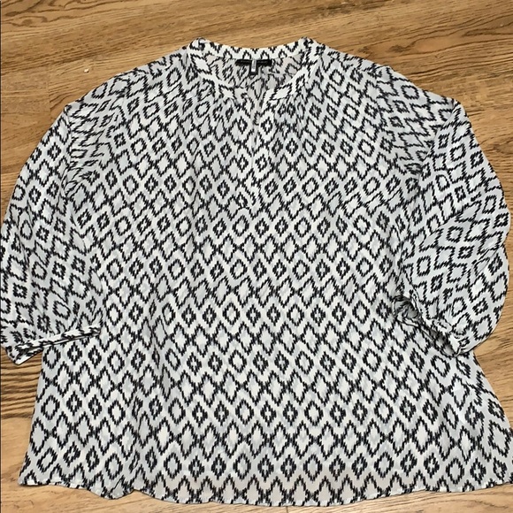 Banana Republic Tops - Banana Republic Black & White Top Size Large